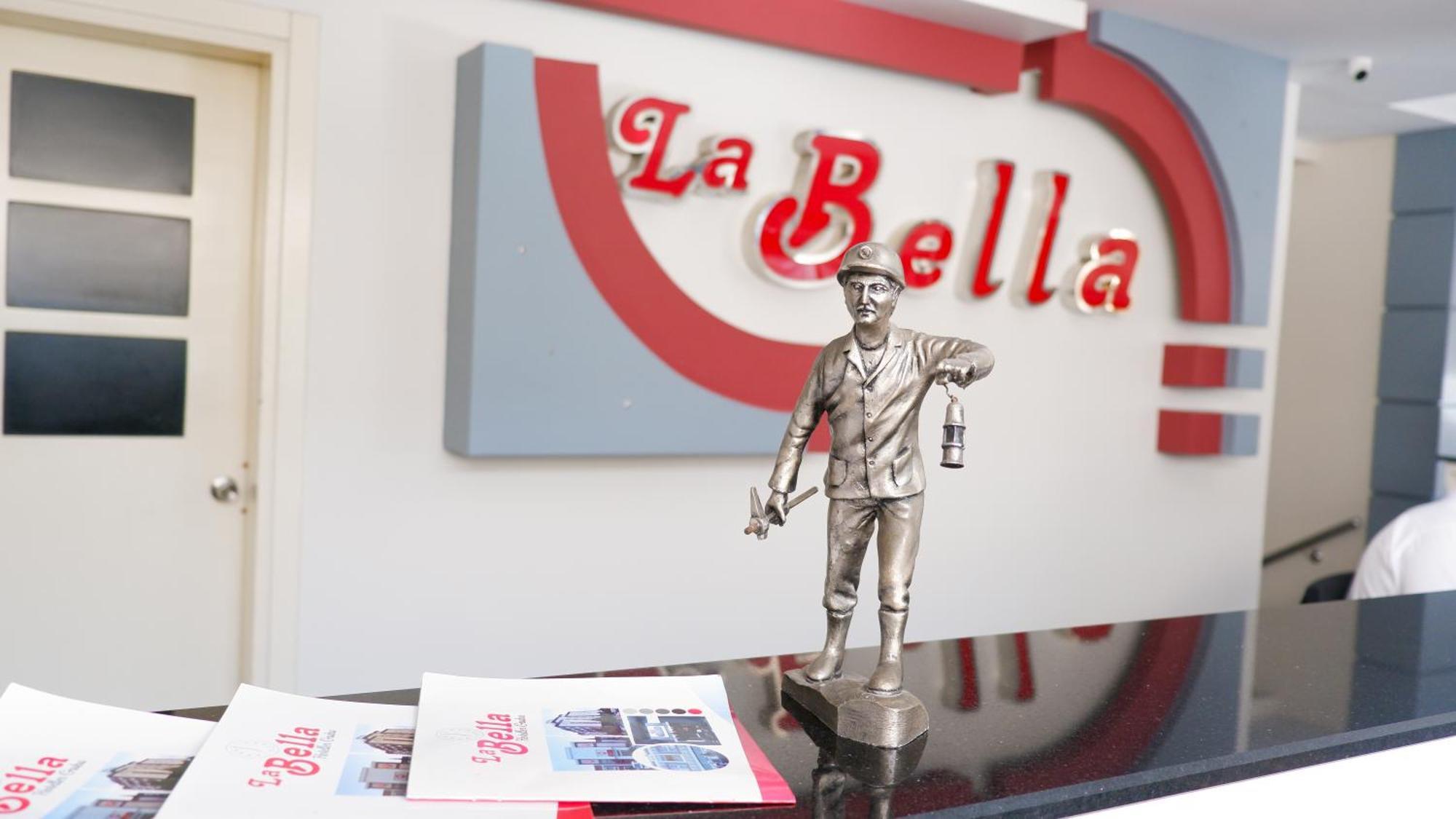 Hotel La Bella Soma Bagian luar foto