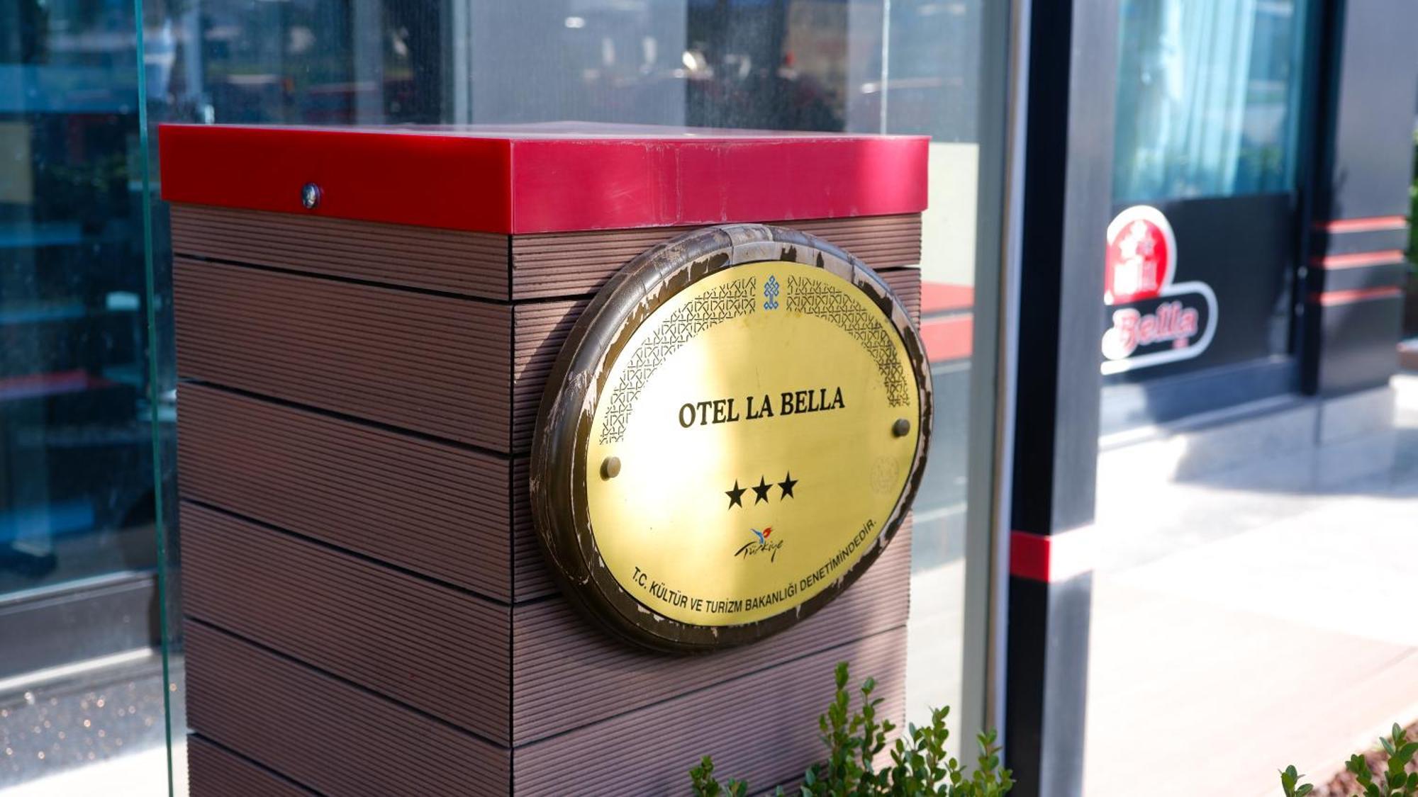 Hotel La Bella Soma Bagian luar foto